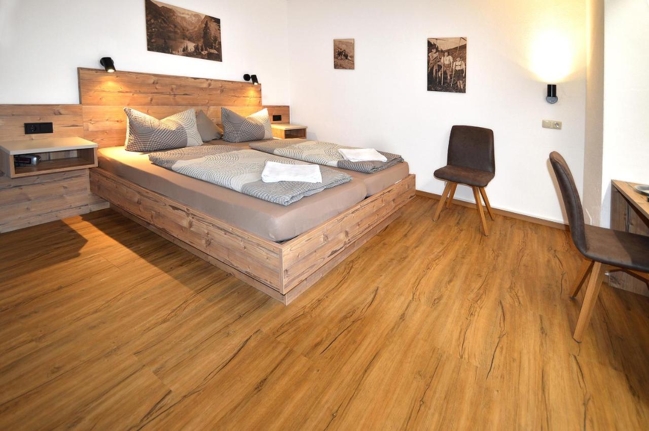 קיפרספלדן Gasthof Hotel Zur Post מראה חיצוני תמונה