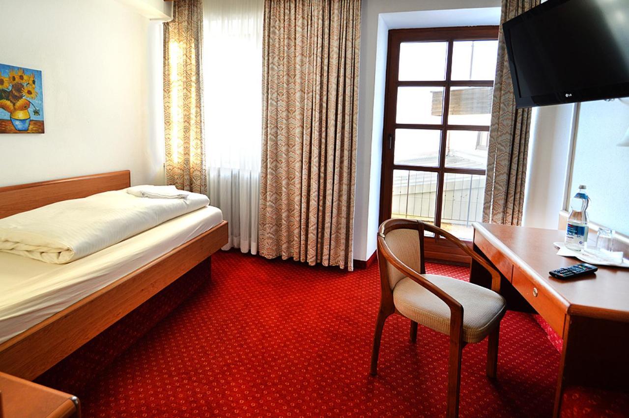 קיפרספלדן Gasthof Hotel Zur Post מראה חיצוני תמונה
