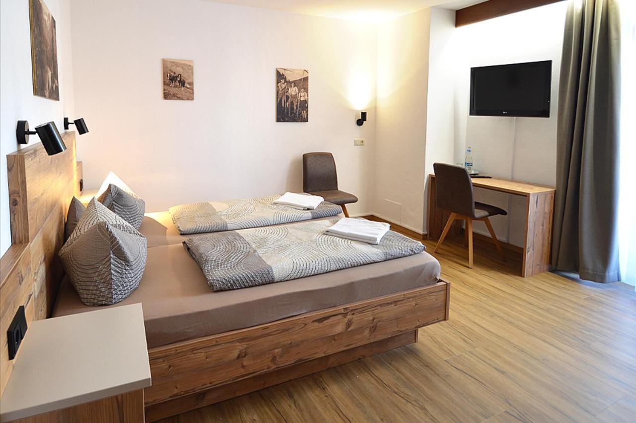 קיפרספלדן Gasthof Hotel Zur Post מראה חיצוני תמונה