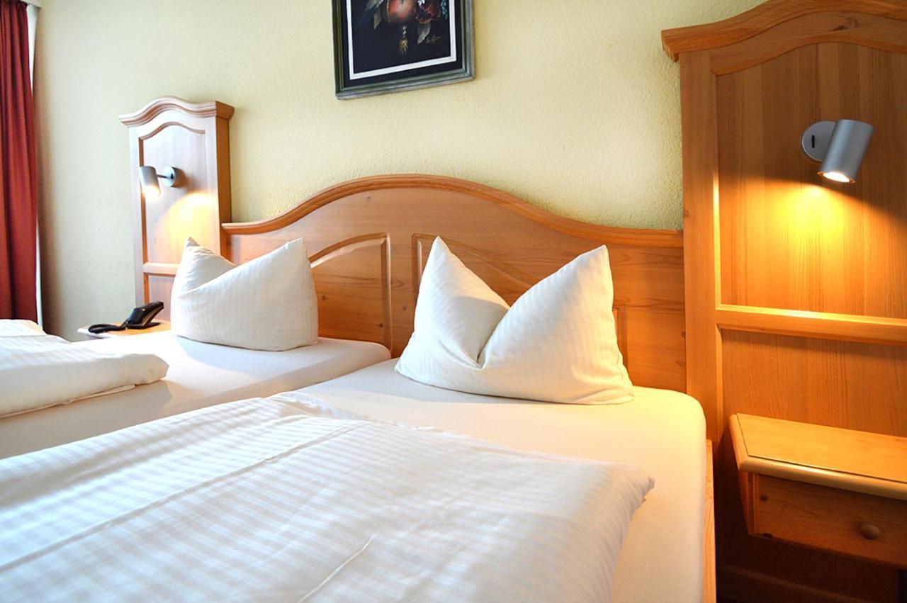 קיפרספלדן Gasthof Hotel Zur Post מראה חיצוני תמונה