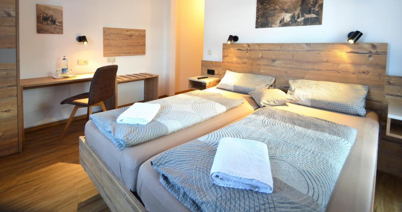 קיפרספלדן Gasthof Hotel Zur Post מראה חיצוני תמונה